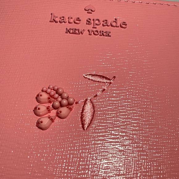 Kate Spade Wristlet Med L-Zip Floral Embellished Grapefruit Wallet NWT $159 - Picture 8 of 8